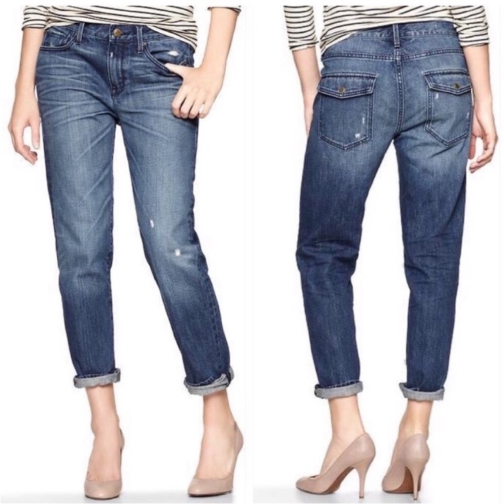 GAP Sexy Boyfriend Crystal Wash Jeans Size 27/4